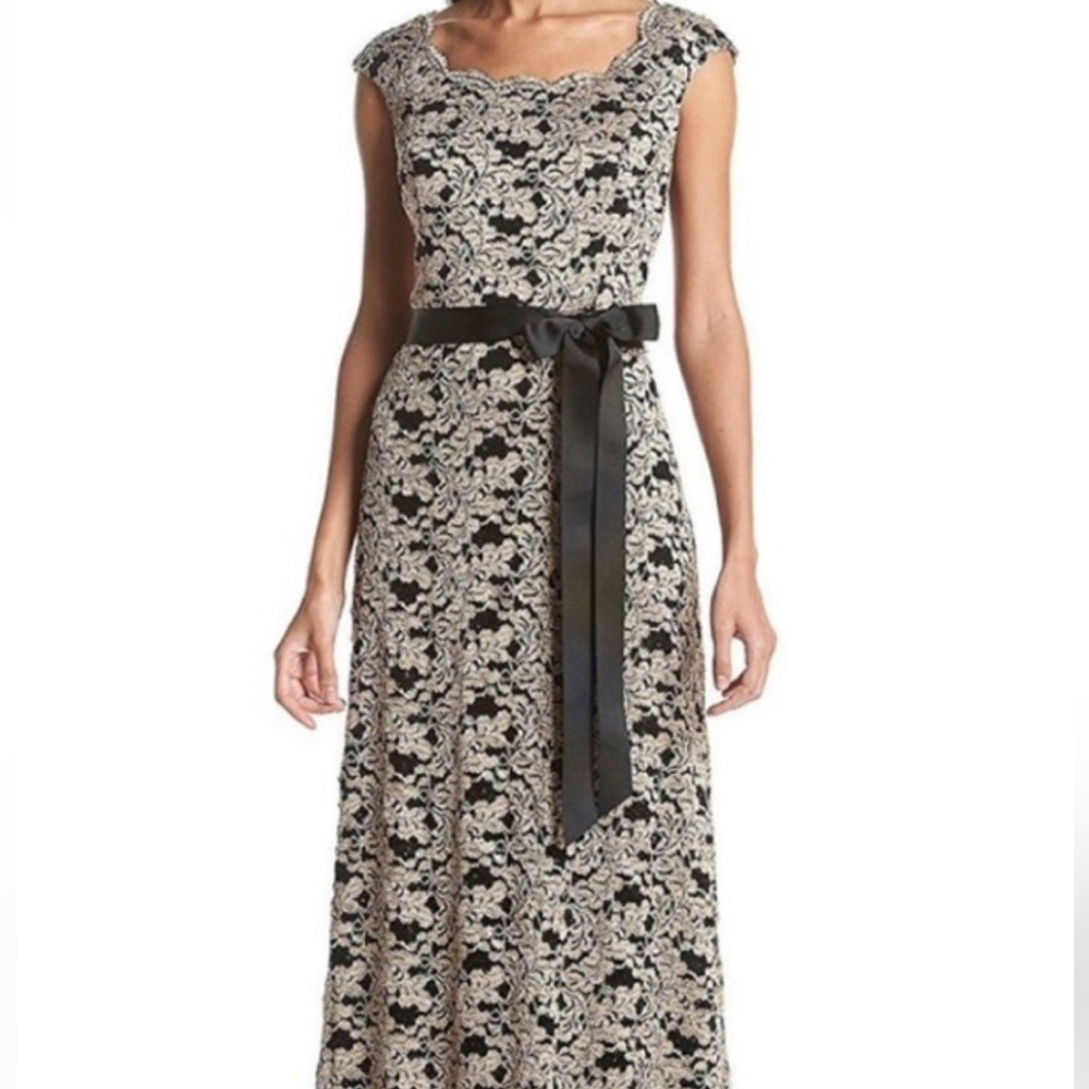 Brand New Gorgeous R&M Richards Evening Gown